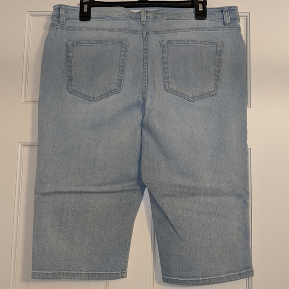 Chaps Capris Jean Size 14P - Picture 2 of 2